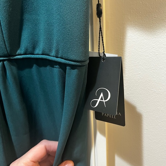 NWT Adrianna Papell Crepe Chiffon Gown Hunter Green 20 - Picture 5 of 9